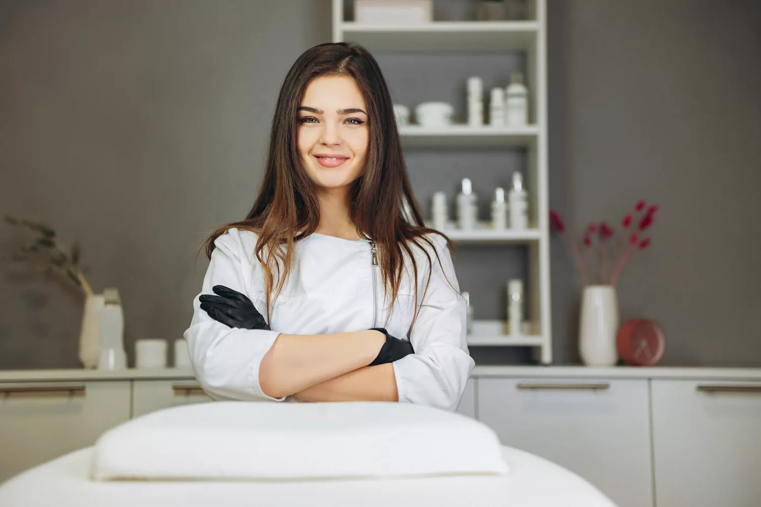 aesthetician vs esthetician